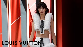 Women's Spring-Summer 2023 Show | LOUIS VUITTON