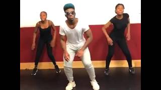 A-Star - Che Che Kule (Official Dance Routine Video) Resimi