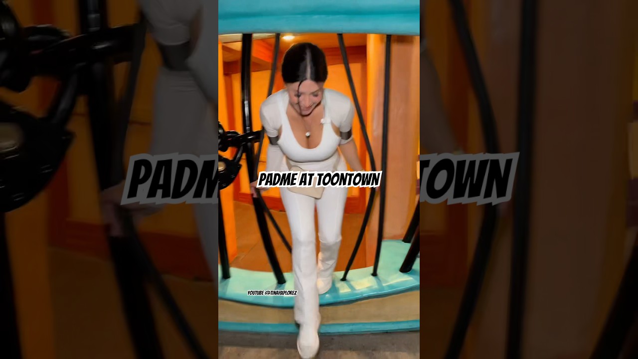 Padme at toontown #explorepage #viralshort #disney #starwarsnite