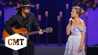 Emmy Russell & Lukas Nelson Sing 