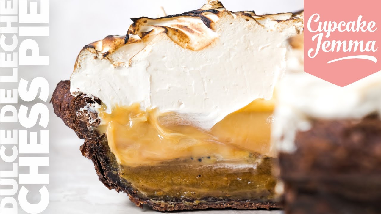 Dulce de Leche Chess Pie Recipe - rich, indulgent and toasted! | Cupcake Jemma