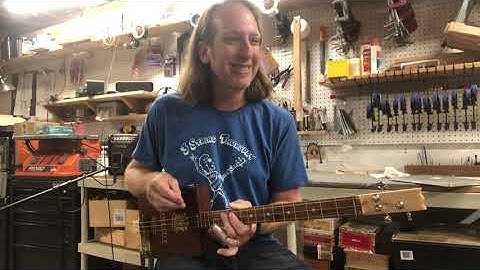 3 String Thursday - Mike Snowden - Old Time Lost City Cigar Box Guitar