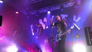 Download Lagu The Amity Affliction This Could Be Heartbreak MP3 The Amity Affliction This Could Be Heartbreak