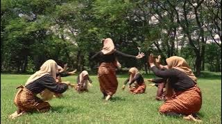 TARI KREASI WONDERLAND X LATHI SMKN 1 JOMBANG