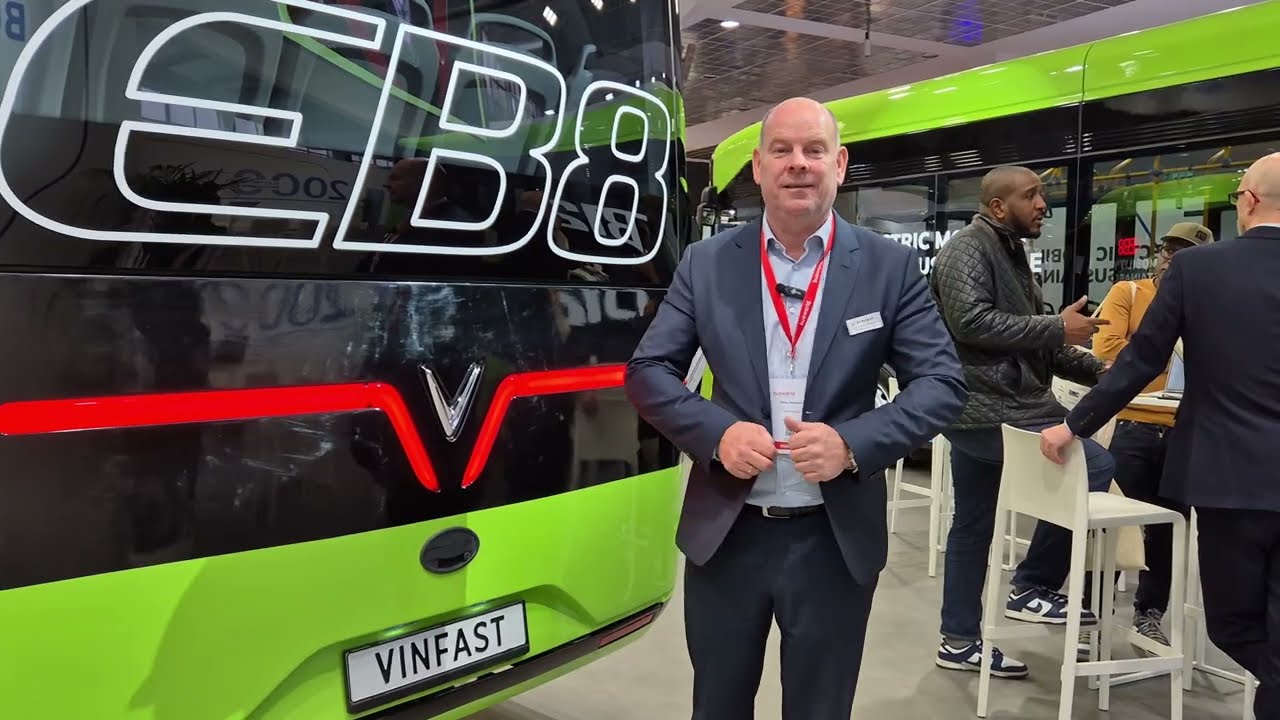 Neue  e Busse für Neue Busfahrer VinFast  