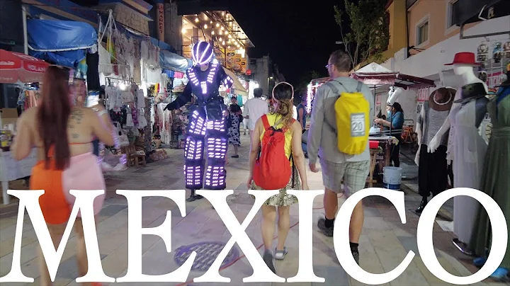 Playa Del Carmen | La Quinta Avenida Walking Street (5th Avenue) | MEXICO 🇲🇽| First Impression