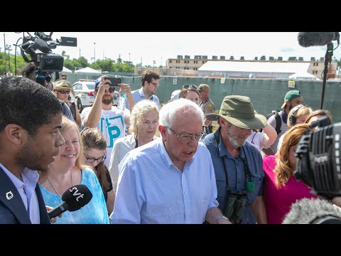 democratic-presidential-candidate-bernie-sanders-visits-homestead-detention-center
