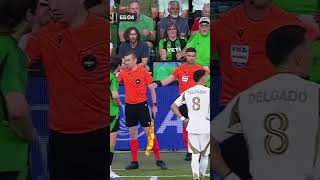 ¡GOL ANULADO! 🤯 Myrto Uzuni había abierto el marcador para Austin FC ante LAFC. #MLSenFOX