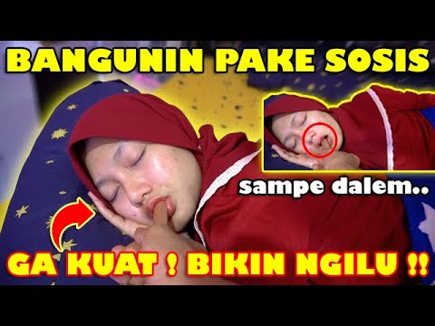 PRANK BANGUN1N CENTIL PAKA1 S0SIS !! B1KIN NG1LU HEHEHE