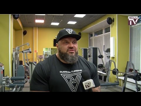 Пауэрлифтер Павел Артемьев
