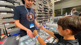 The BIGGEST Airsoft Store We've Ever Been To screenshot 5