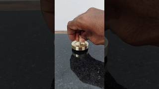 Toy Spinning Top made from Brass Metal #shorts #yourubeshorts #toys #spinningtop #fidgettoys