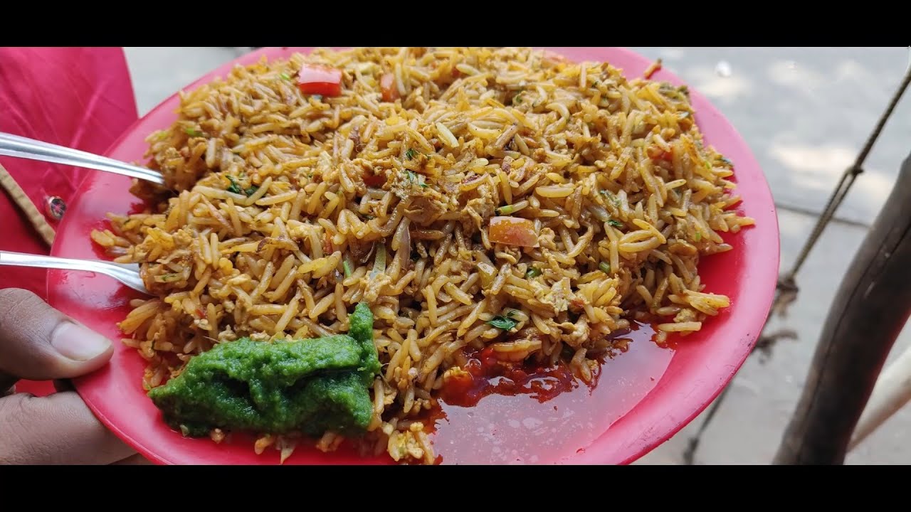 BHURJI RICE __ AWESOME MAKING __GULLY KE CHEF - YouTube