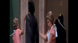 Chaves - 6ª Temporada - Dona Florinda Dá Um Tapa Acidental Na Cara De Quico E Do Prof. Girafales