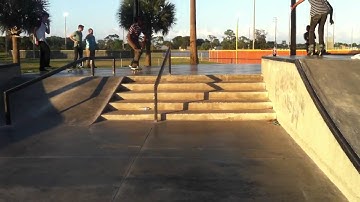 FS Boardslide 5 Stair Handrail!!