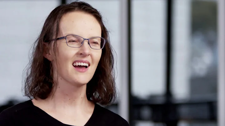 Meet Professor Jessica Purcell