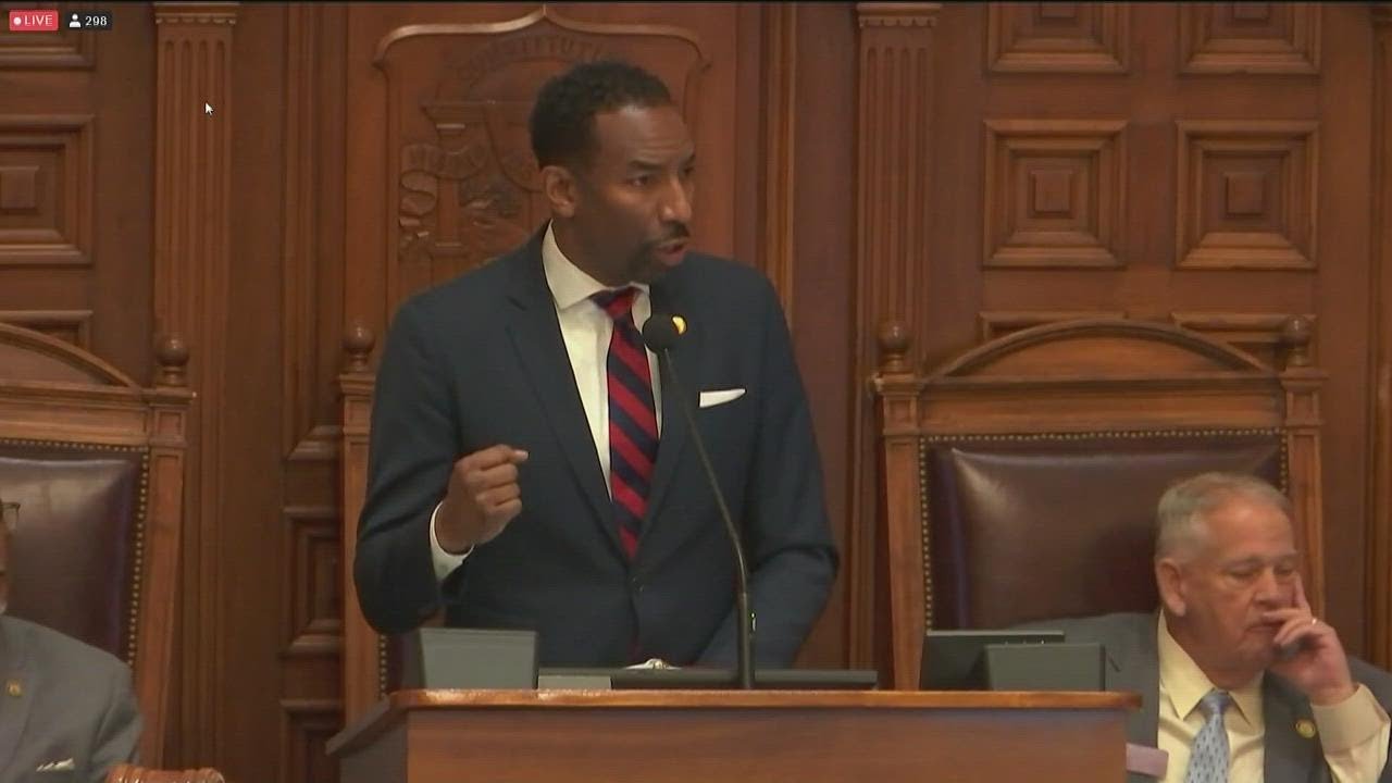 Atlanta Mayor Andre Dickens speaks out against Buckhead city bill