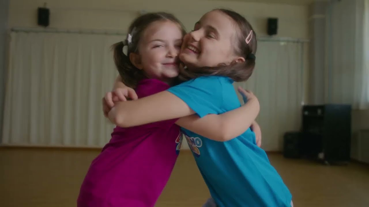 Zecchino d'Oro 2023 - La casa stregata - Intervista a Gaia e Claudia