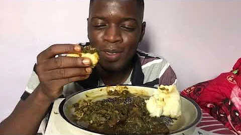 POUNDED YAM AND VEGETABLE SOUP WITH KPOMO | NIGERIAN FOOD MUKBANG | AFRICAN FOOD
