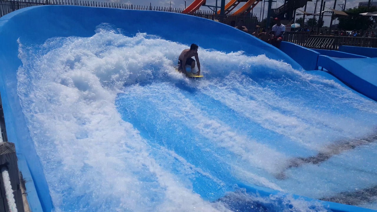FlowRider barrel curl at Six Flags Hurricane Harbor surf machine(4 ...
