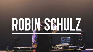 Смотреть клип Robin Schulz - Lake Festival 2015 (Sugar Hugel Remix)