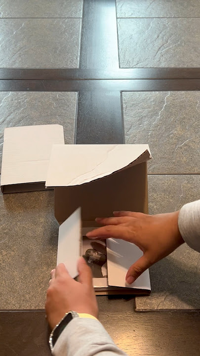 Unboxing Fortnight Single CD by Taylor Swift (feat. Post Malone)! 🤍💿📝 #fortnightcd #fortnight