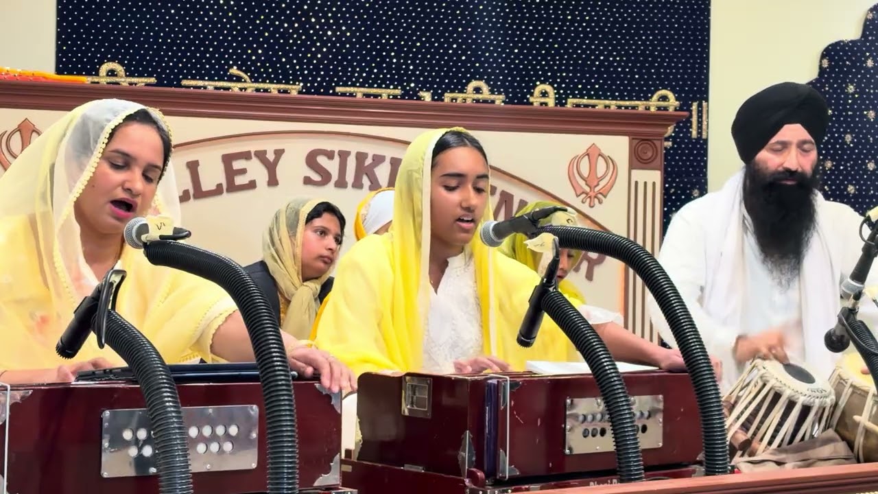 Basant Keertan Darbar: Bholeya Haumey Surat Visaar. Performance by Nanki Kaur
