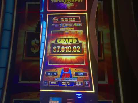 $5 Slot Bet Turned Into a HUGE WIN! 🤯 UNBELIEVABLE Jackpots 💰 #slots #casino #gambling