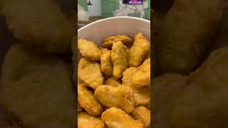 Mcdonalds KFC Bucket Of McNuggets Resimi