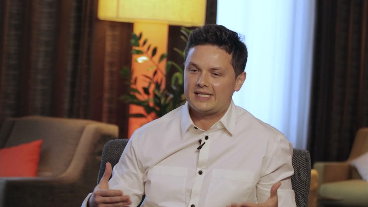 Эксперт мем. Мем ты эксперт. Expert me. Expert me. Expert me.