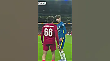 Kante Stops The Fight Kante Football Liverpool Chelsea Worldcup Trending 