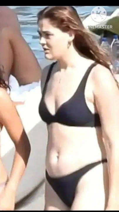 Zehra Gunes ♥️♥️ bikini 👙👙