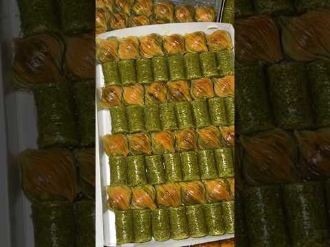     يلا بقلاوة بالفستق الحلبي   