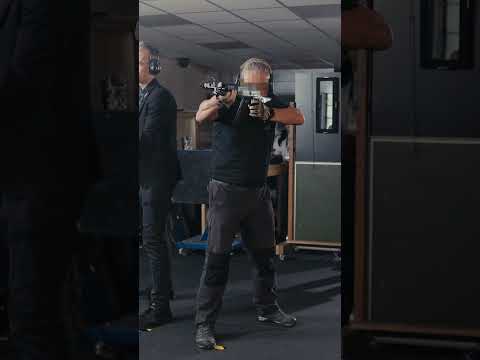 AN 94 شاهد جميع أوضاع إطلاق النار لأندر بندقية إنتاج في العالم AN94 إطلاق حي بنادق