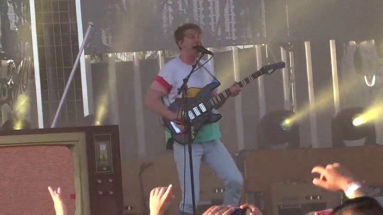 Glass Animals Youth live Coachella, April 21, 2017 YouTube