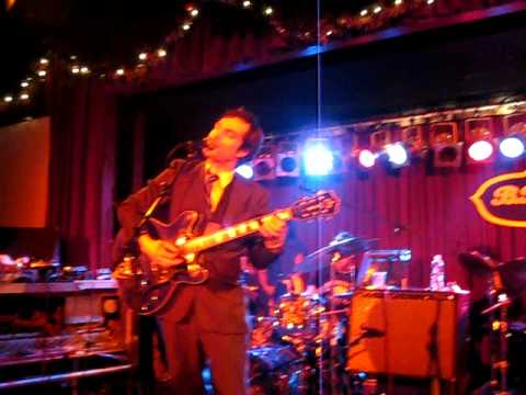 Surprise Me Mr. Davis & The Benevento Russo Duo - ...