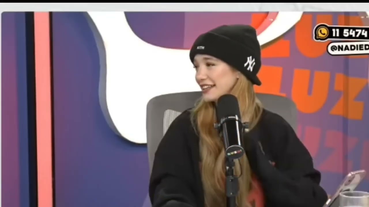 MARGELITA- Teoria de Marcos Giles de cuando una chica se toca el pelo.. (comprobadisima)