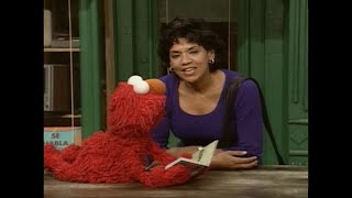 Sesame Street: Episode 3853 Elmo Zoo.