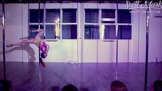 Tash - Express Yourself - Altitude Pole Onehunga - Oct 2020 Resimi