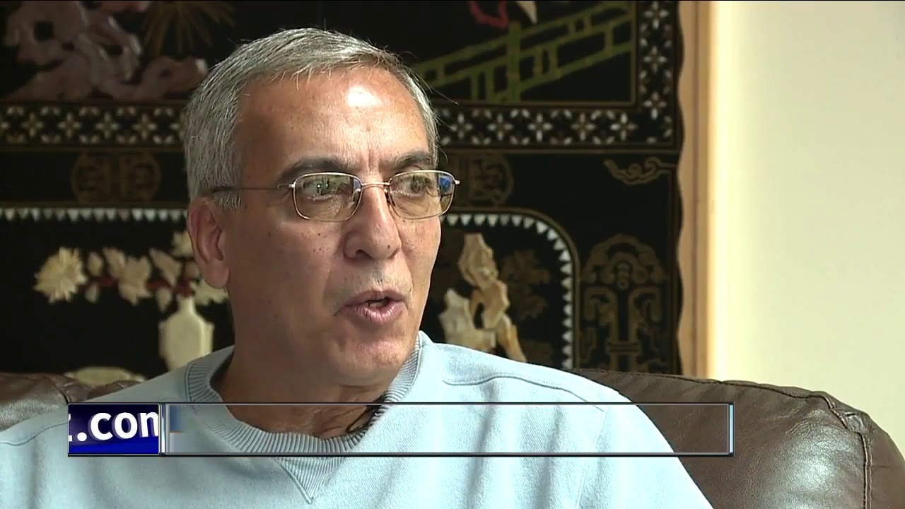 Do you recognized the burglars who stole from a Rochester Hills home?