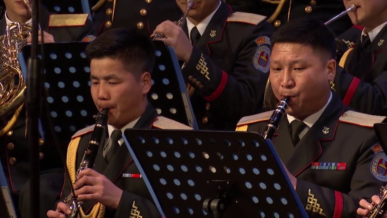 Халх голын ахан дүүс марш