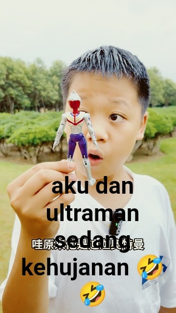 aku dan ultraman sedang kehujanan 🤣🤣  #viralvideo #shortvideo #shorts #dubbing #toys #videolucu