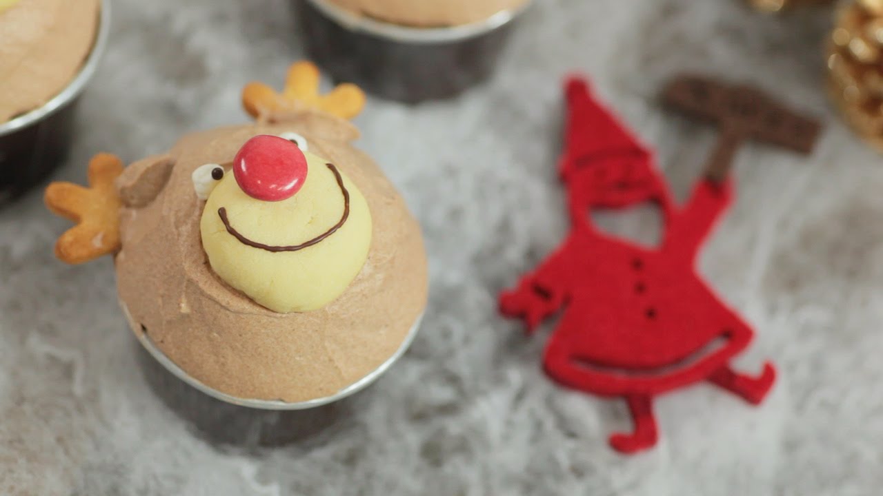 7 Cut Recipe Merry Christmas トナカイのチョコクリームカップケーキ Youtube