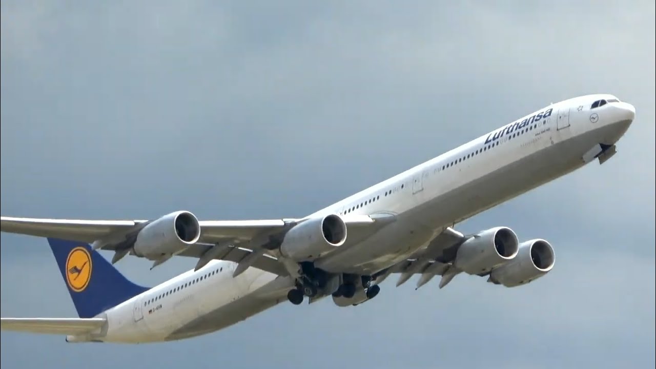 Lufthansa Airbus A340-600 startet über die Center Bahn am Flughafen in Frankfurt🛫 