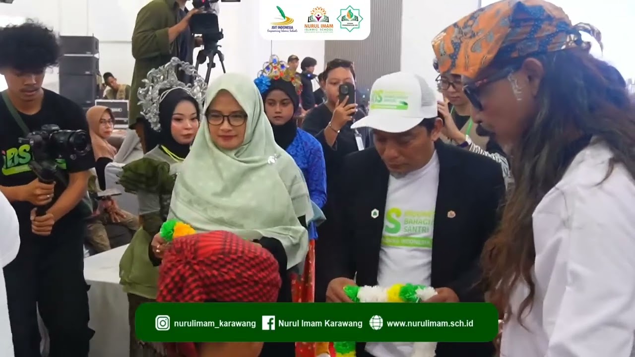 ALAM JAYA GROUP mendukung acara Indonesia Bahagiakan Santri