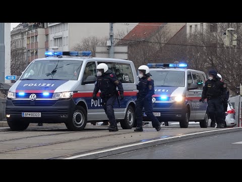 [AUSSCHREITUNGEN+FESTNAHMEN] Polizei Einsatz bei Corona-Demo in Wien | 4.12.2021