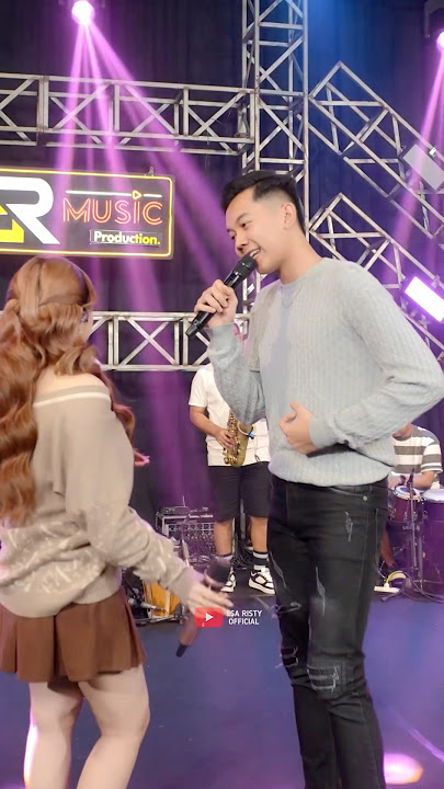 Cah ayu rungokne 🤪 salting brutal #esaristy #dangdut