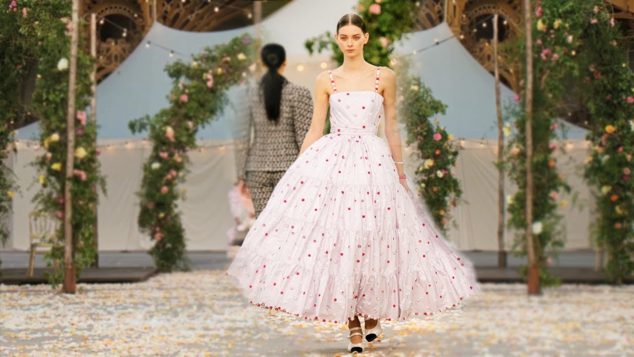 Chanel's Wedding Of The Century – Spring/Summer 2021 Haute Couture