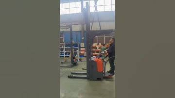 electric stacker
