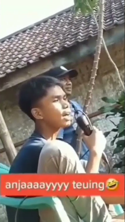 BERULAH LAGI, KOMENTATOR SEPAK BILA, KALI INI BAHASA SUNDA